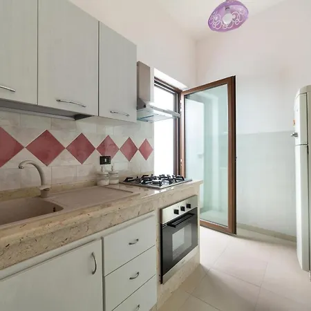 Debora Dom wakacyjny Porto Cesareo