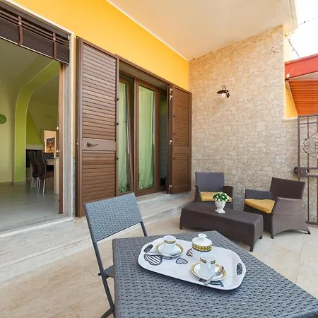 Holiday home Debora *